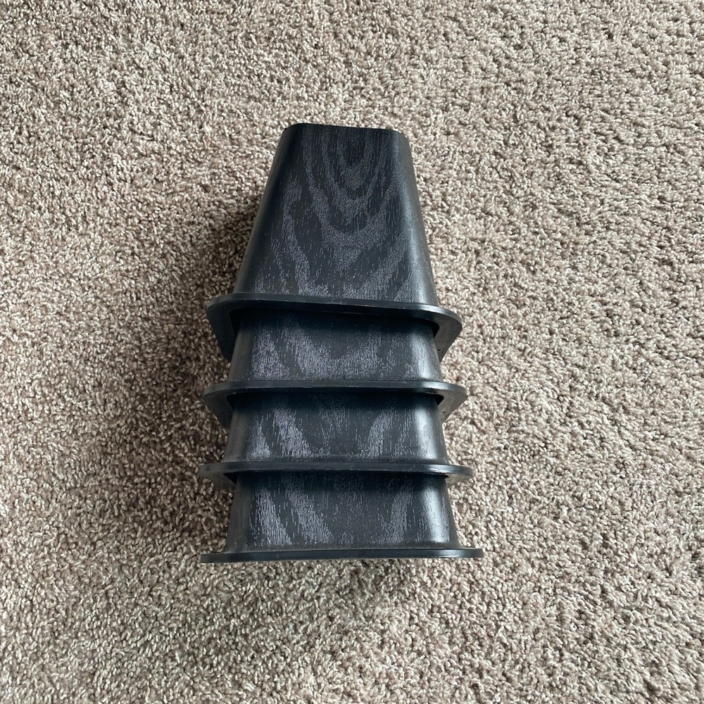 set of 4 bed raisers